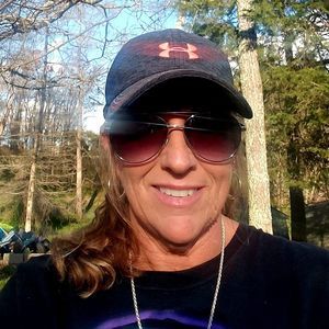 Meet your Posher, Connie